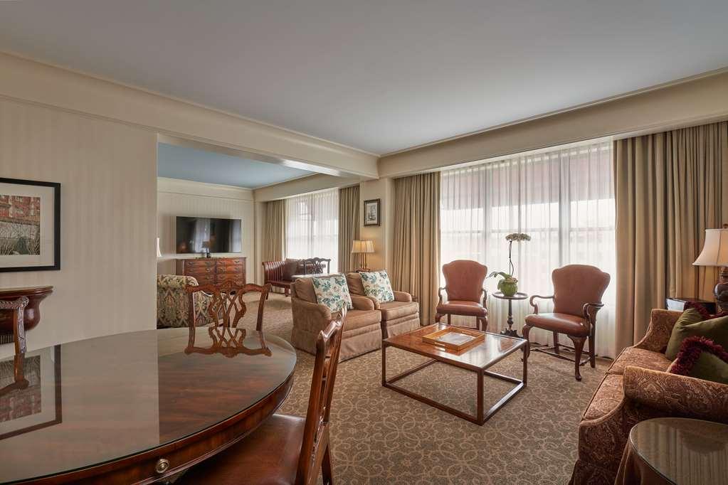 O.Henry Hotel Greensboro Room photo
